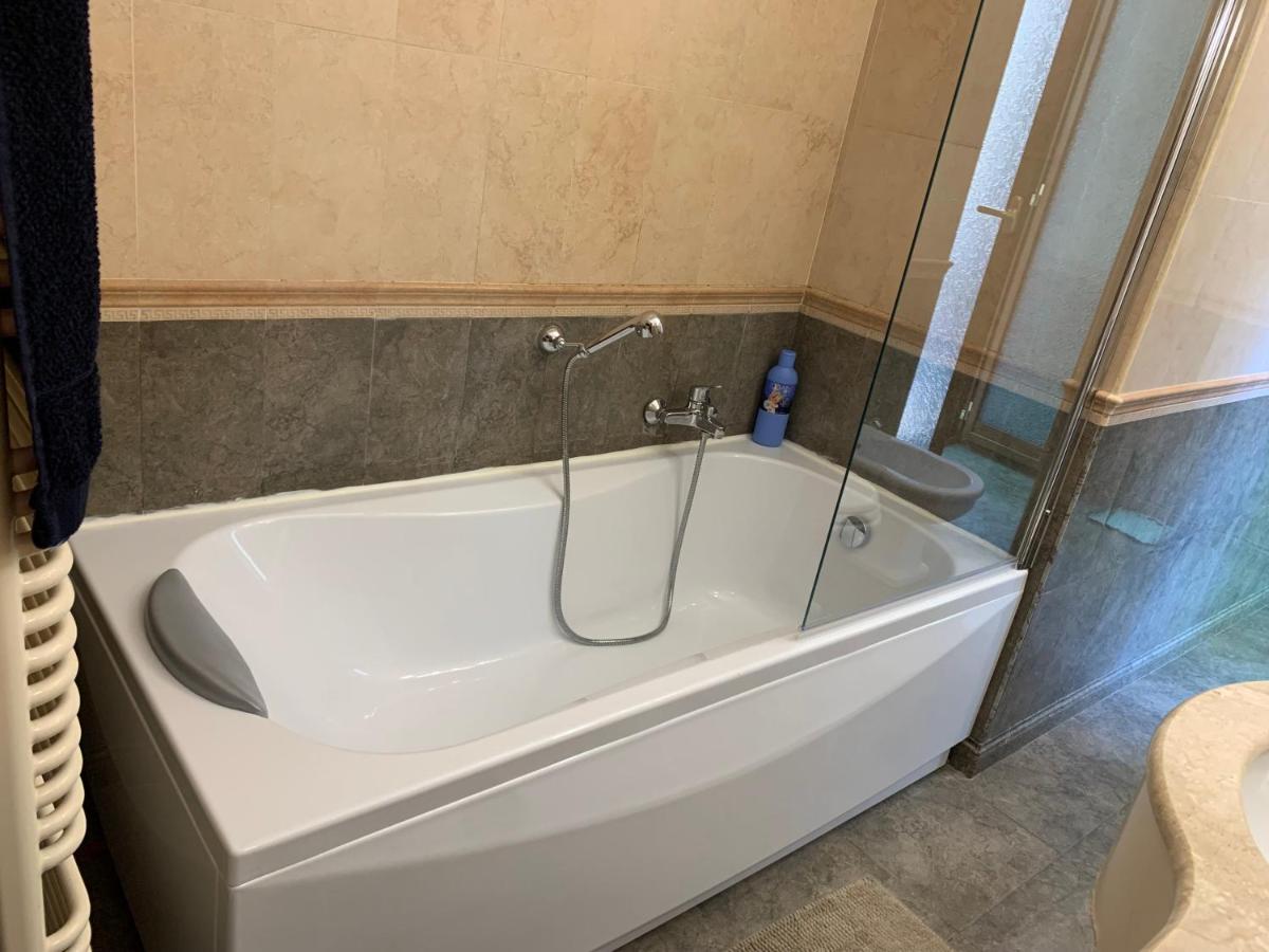 Appartement Casa Luxury Centro Di Anzio Extérieur photo